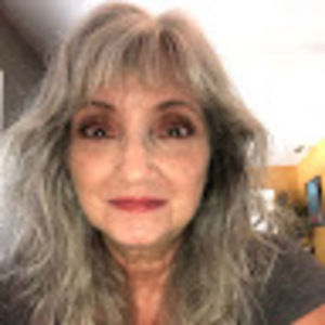 Meet your Posher, Michele